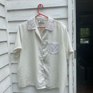 Vintage Impressions Cream Lace Short Sleeve Top Elegant Blouse